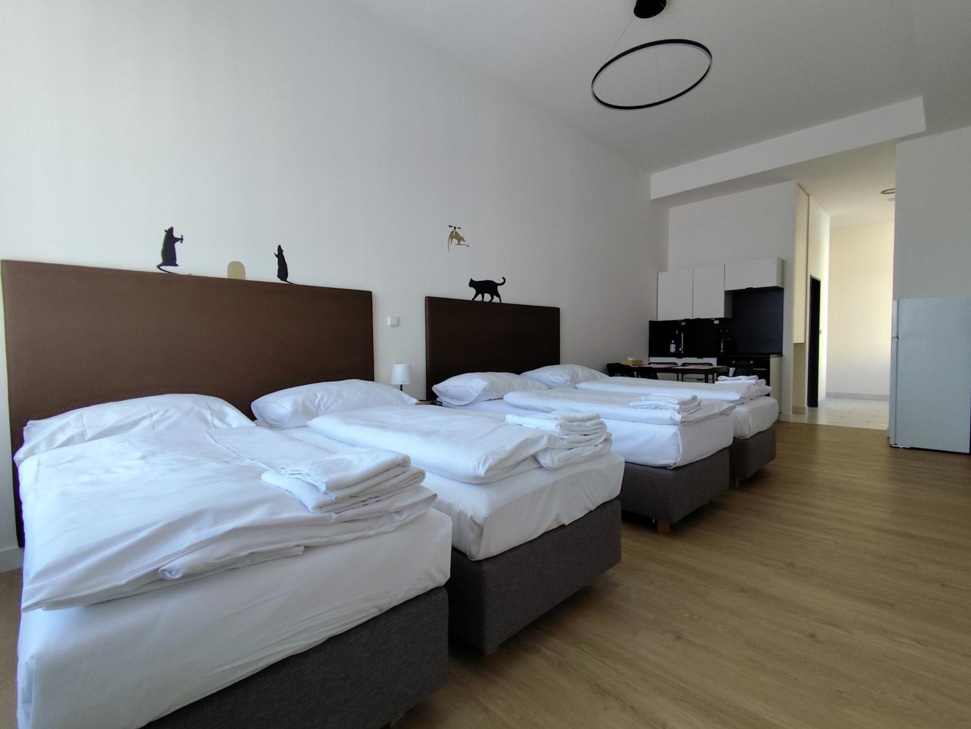 Post 120 Hotel